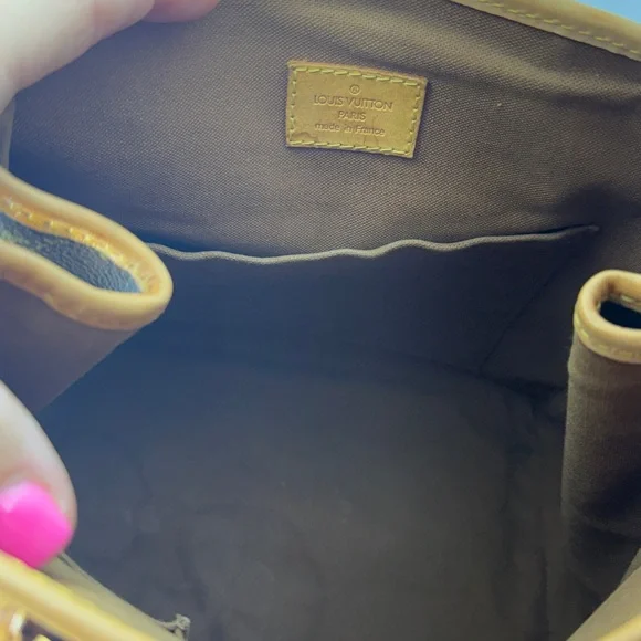 Louis Vuitton Monogram Batignolles PM Handbag Tote